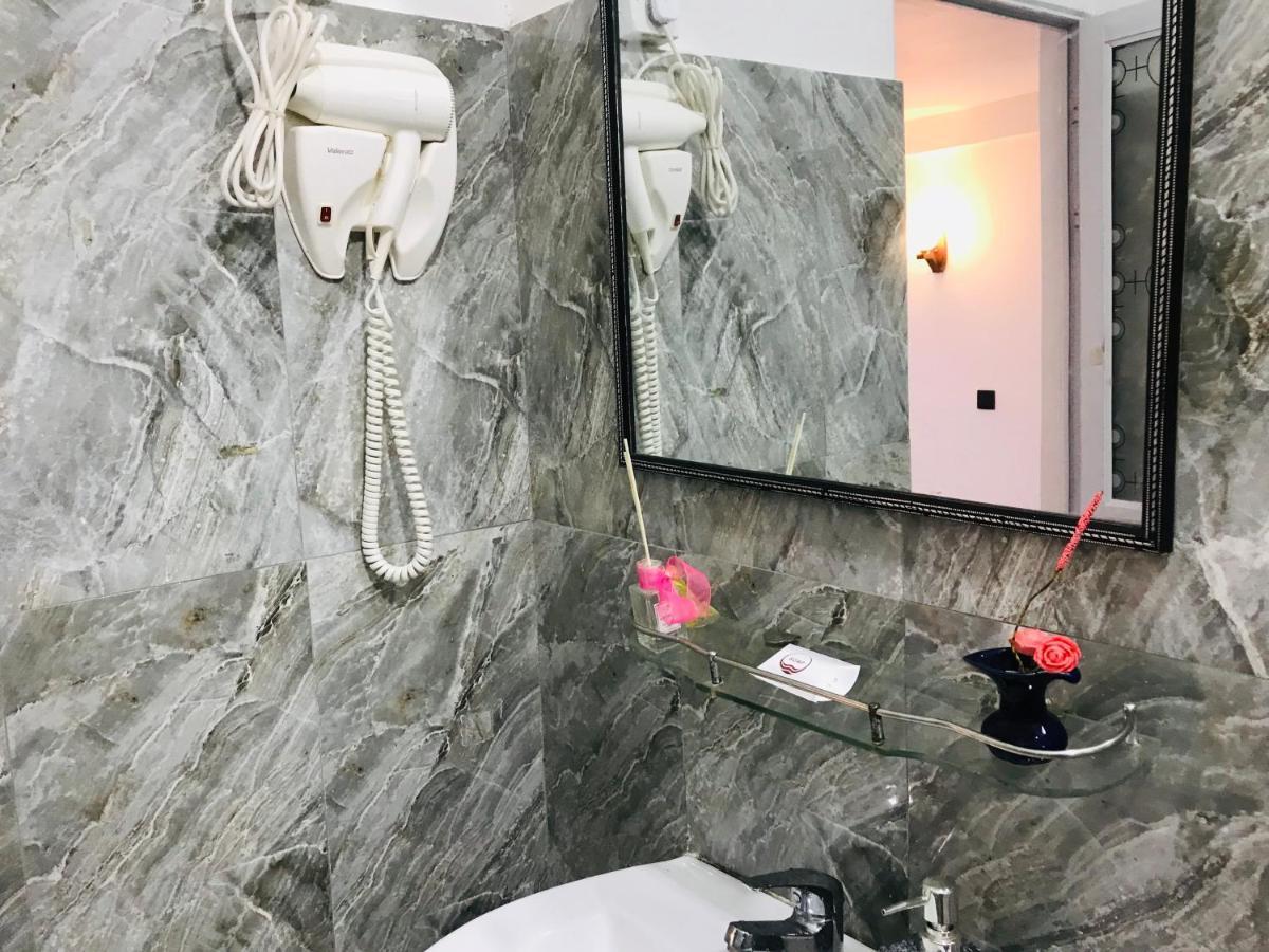 Hotel Heaven Breeze Kandy Esterno foto
