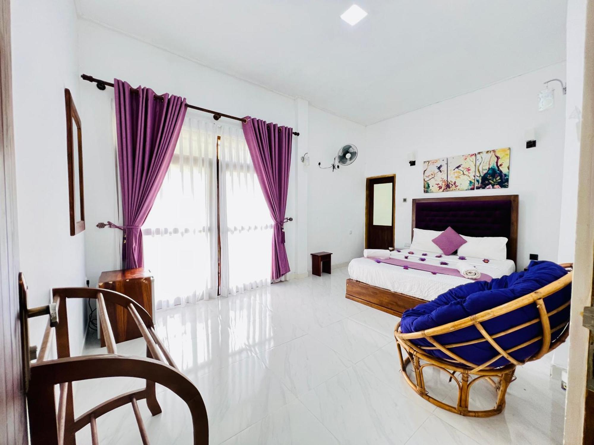 Hotel Heaven Breeze Kandy Esterno foto