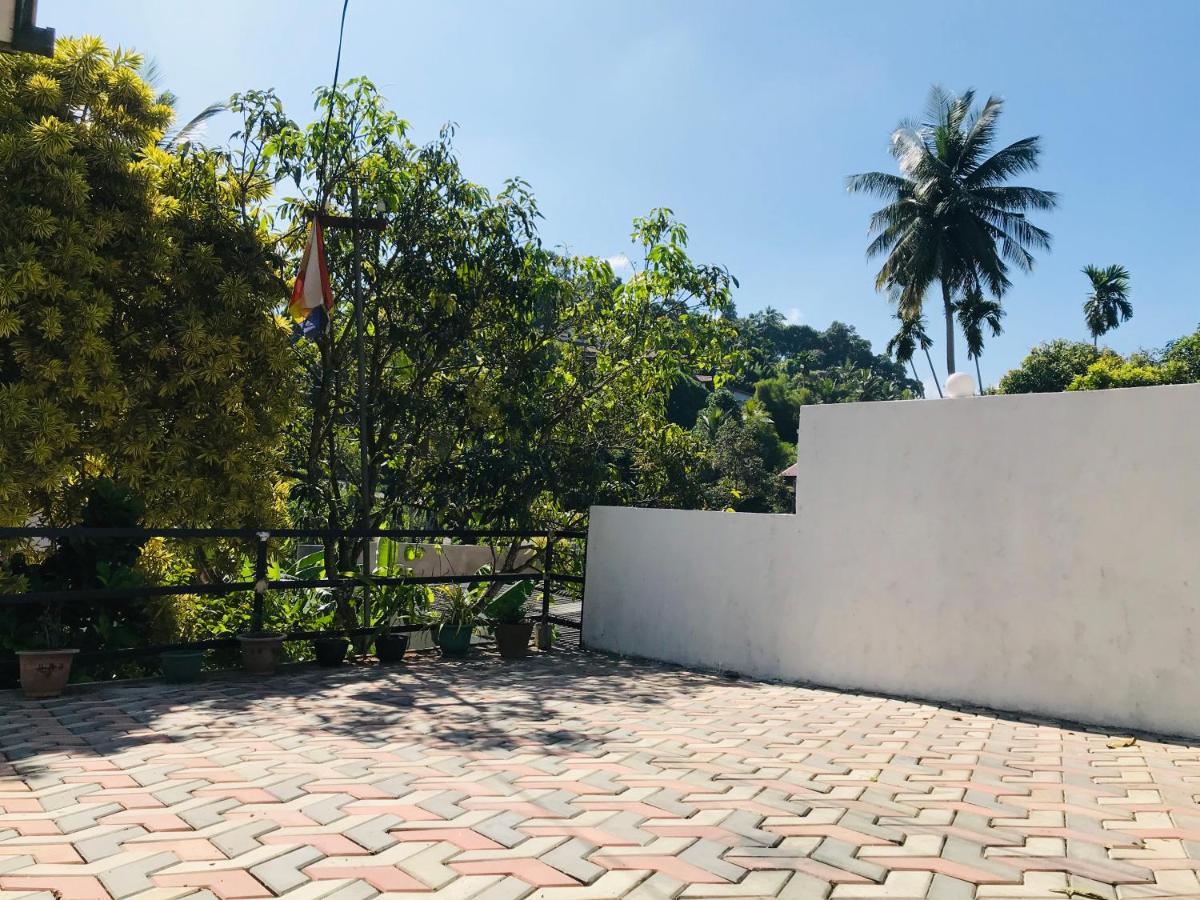 Hotel Heaven Breeze Kandy Esterno foto